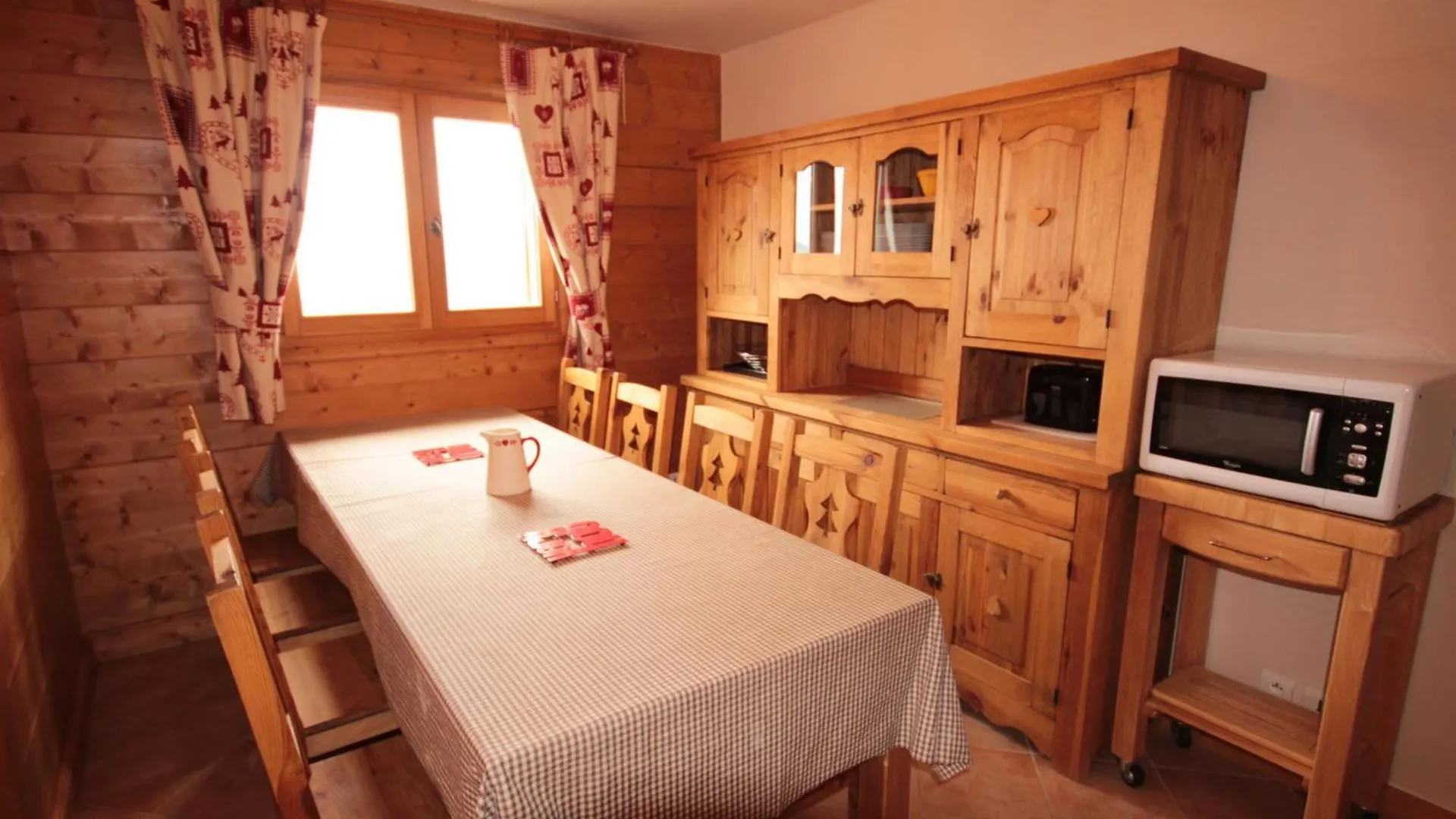 Appartement Haut De Gamme 10 Pers Avec Piscine, Parking, Proche Pistes - Villard-Sur-Doron - Fr-1-293-302